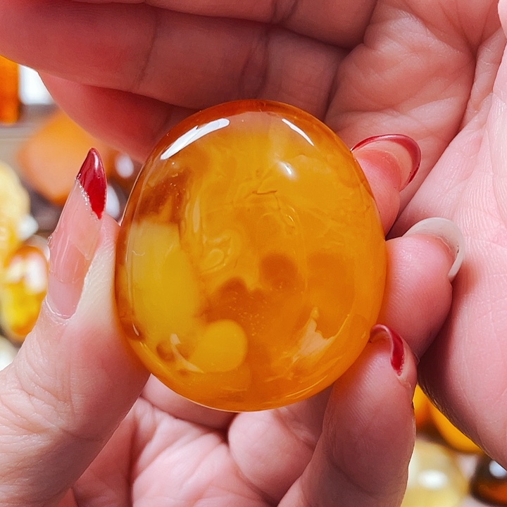 琥珀颈饰未镶嵌吊坠