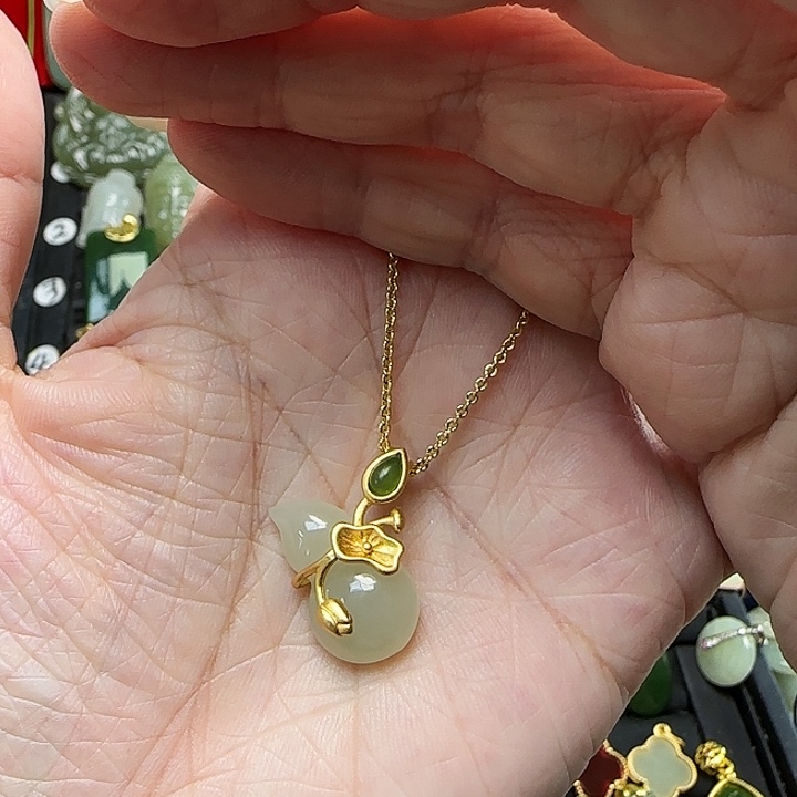 颈饰银S925镶嵌和田玉