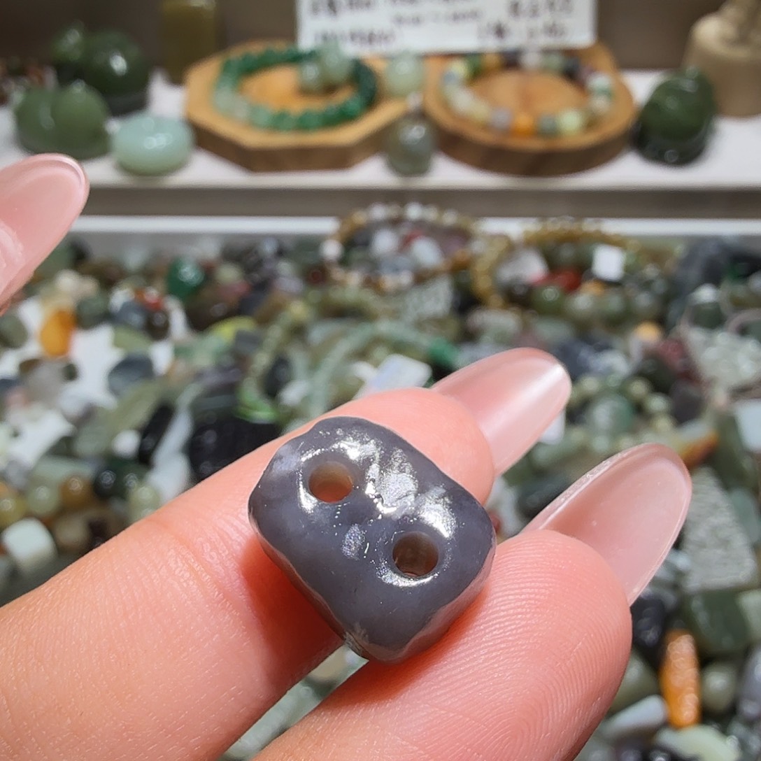 和田玉未镶嵌珠宝奇石