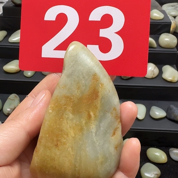 和田玉（糖玉）未镶嵌挂件