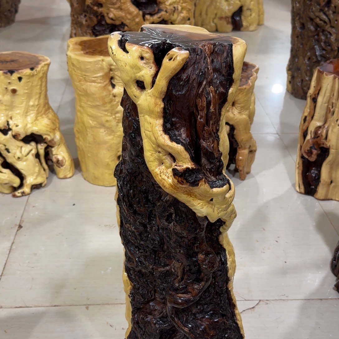 固***司龙纹鸡心枣木手工艺品 