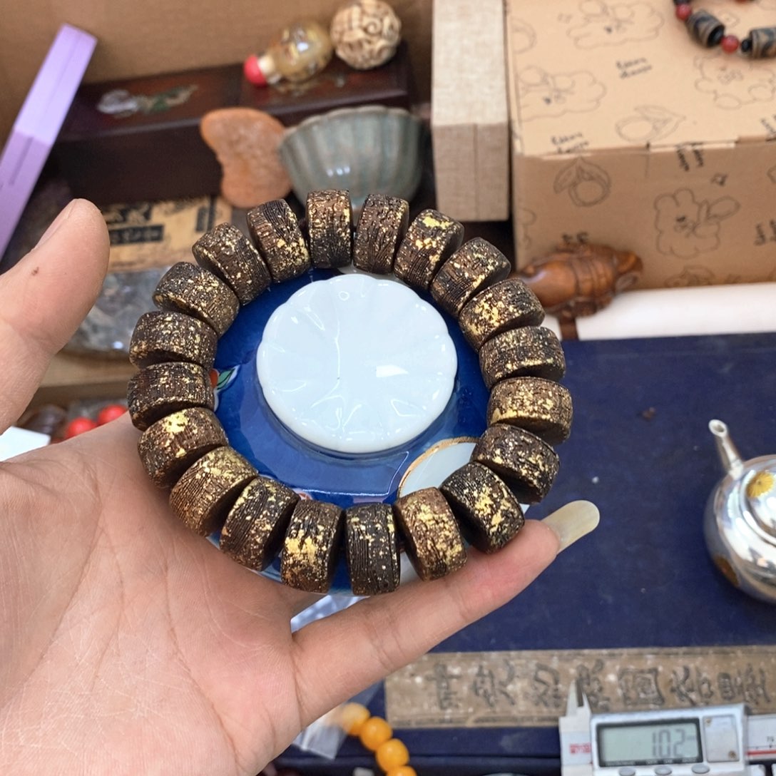 瓷片哈哈哈哈哈哈哈