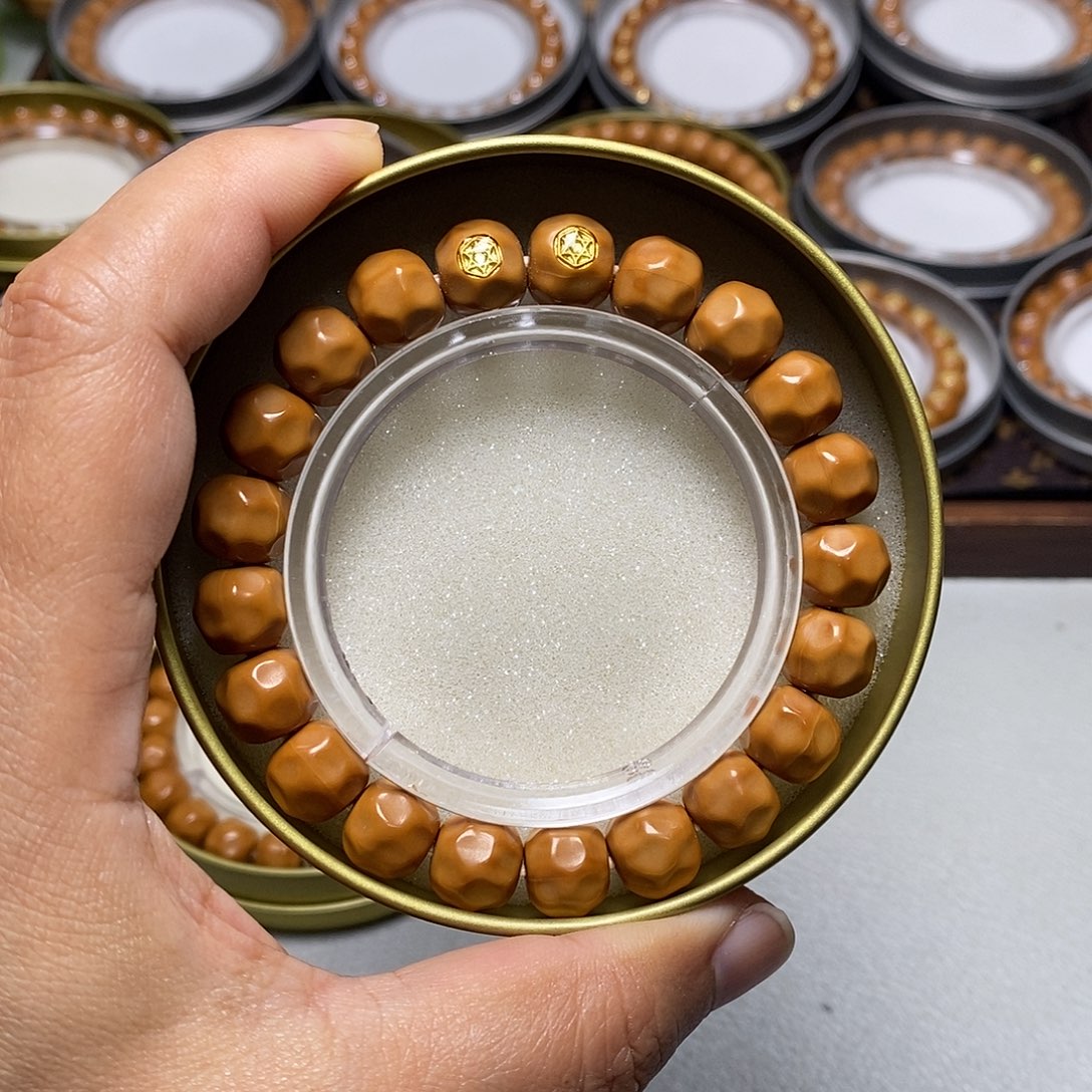 猴头核桃手串88号18k双标毕业小奶酪11左右