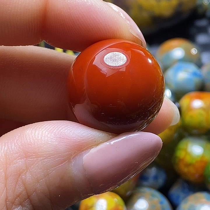 钢***李玛瑙/玉髓未镶嵌颈饰