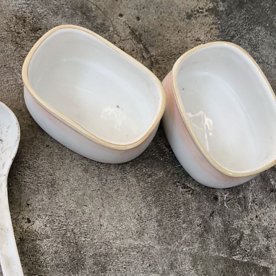 瓷陶瓷盘子碗啥都有