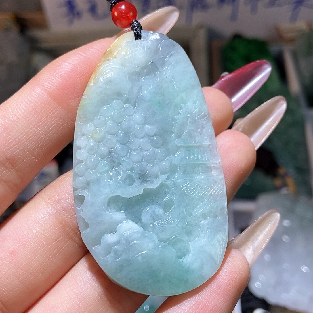 翡翠颈饰未镶嵌天然