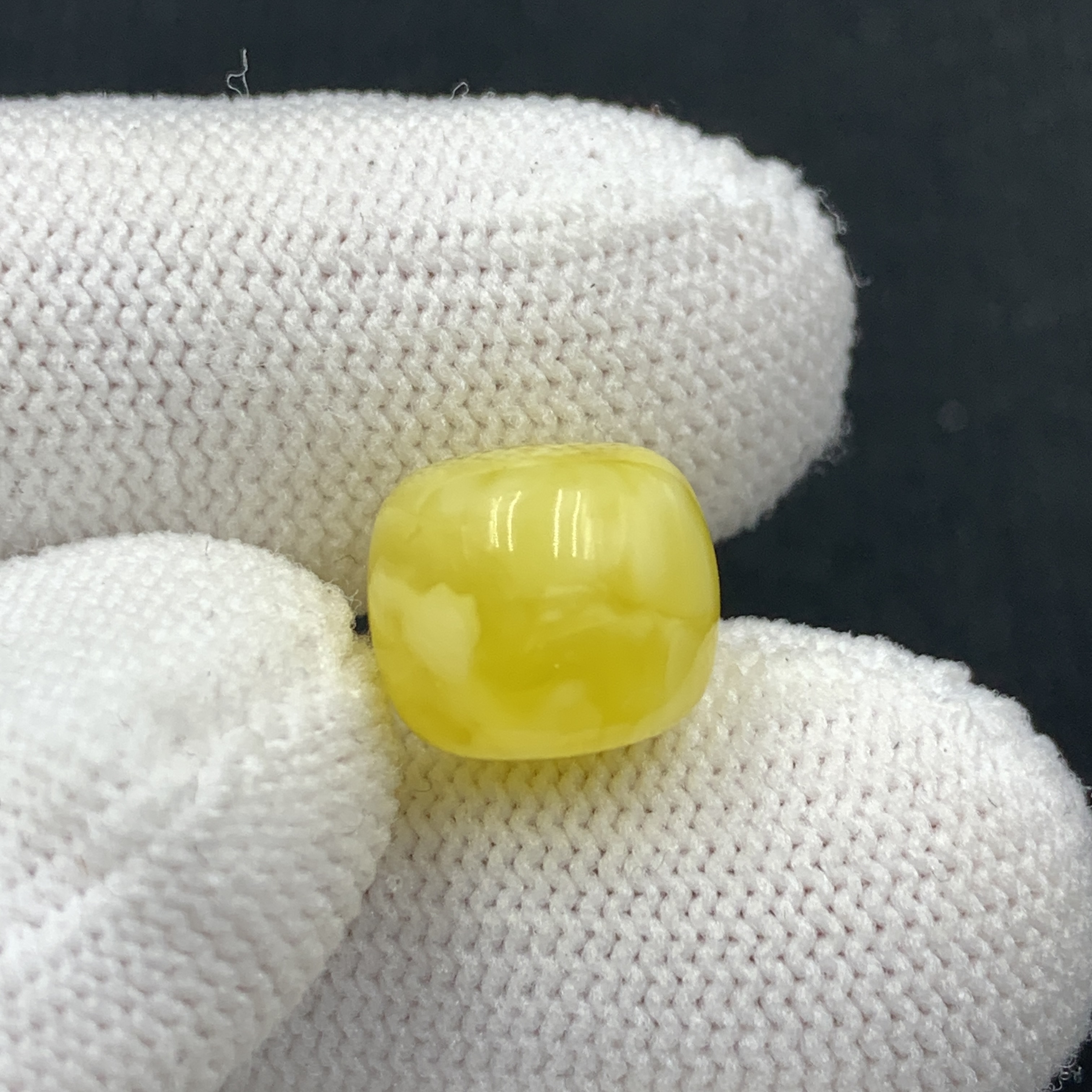 X1093原矿俄料尺寸11.7*10.2mm蜜蜡单珠老型单颗微瑕放漏支持复检