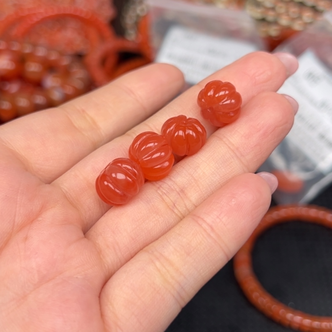 O***仔南红玛瑙未镶嵌吊坠(不含链)