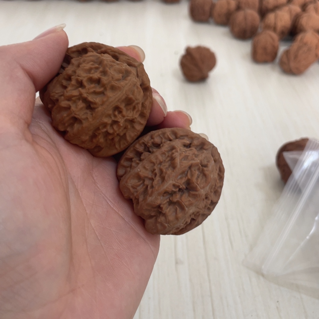 爱***海吊坠文玩核桃白狮子42尺全品