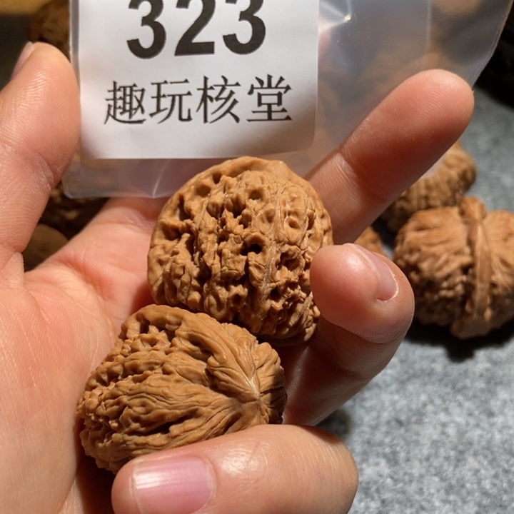 ꫞***糖文玩核桃吊坠36南疆323打底不退换