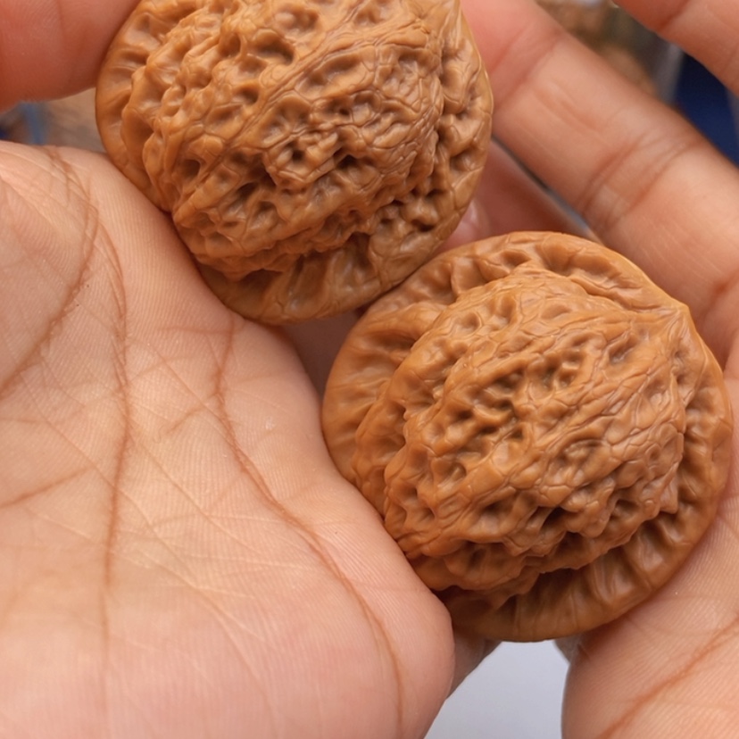 【闪购商品】文玩核桃把件42金公子