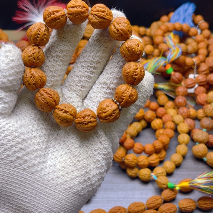 白***心文玩核桃手串核桃手串