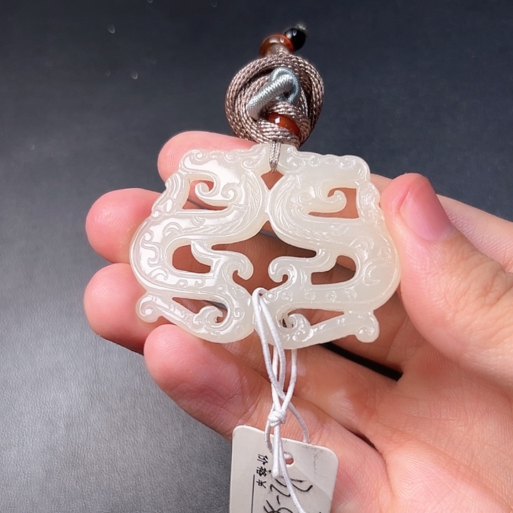 和田玉挂件未镶嵌梦**航