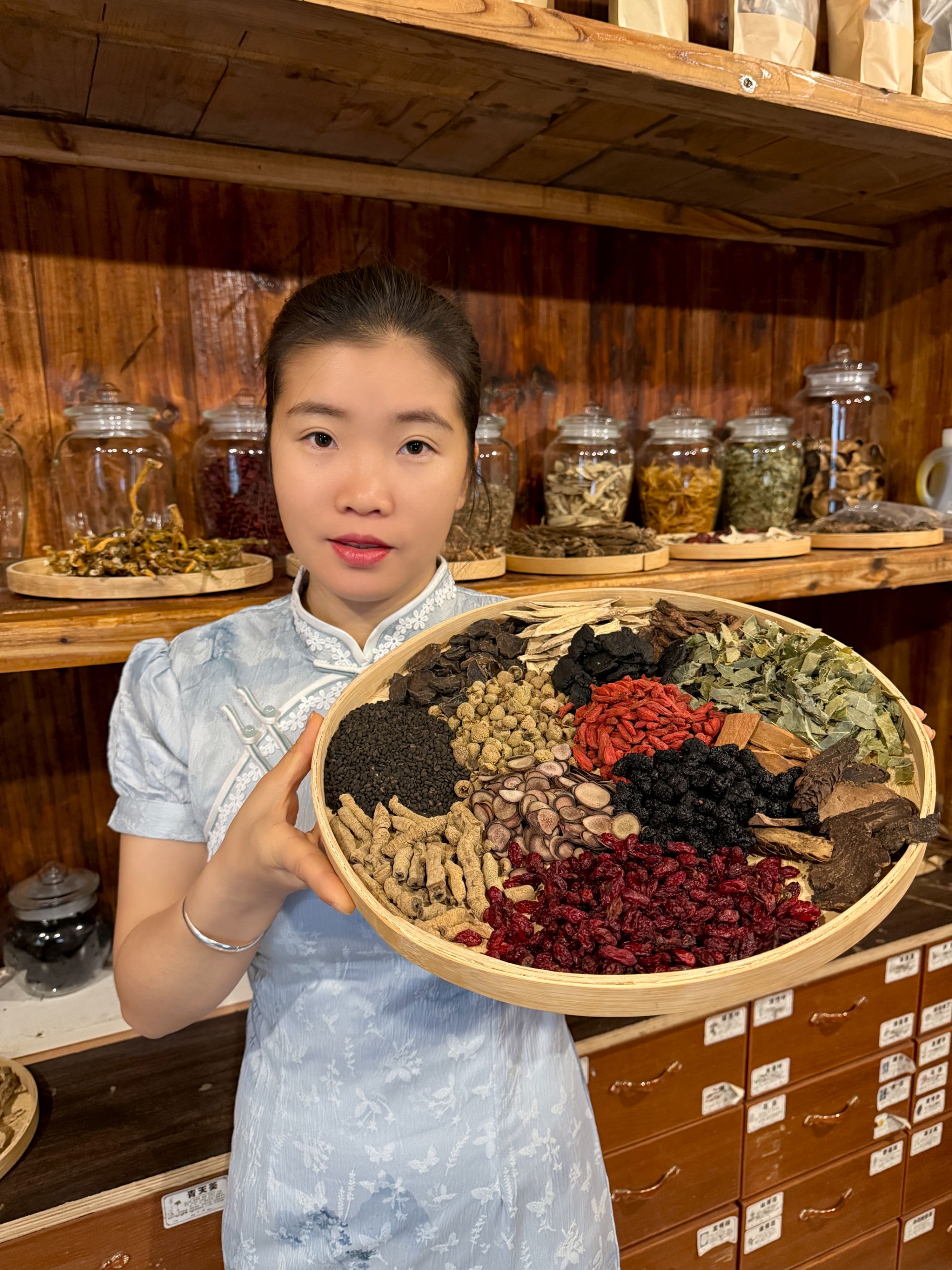 <欢乐小丸子>山茱萸菟丝子