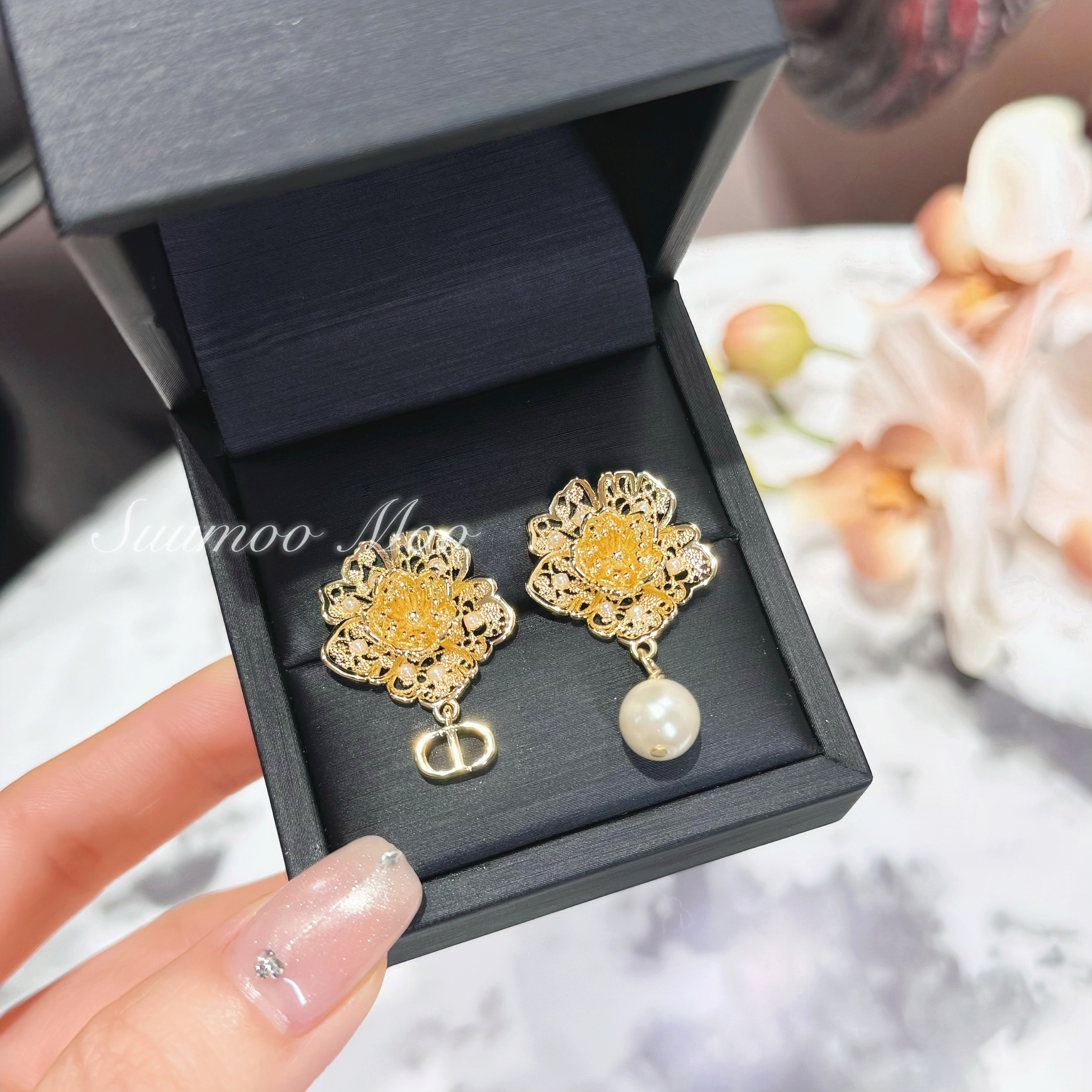 铜合金合成锆石耳饰 法式轻奢金色花朵珠珠耳环