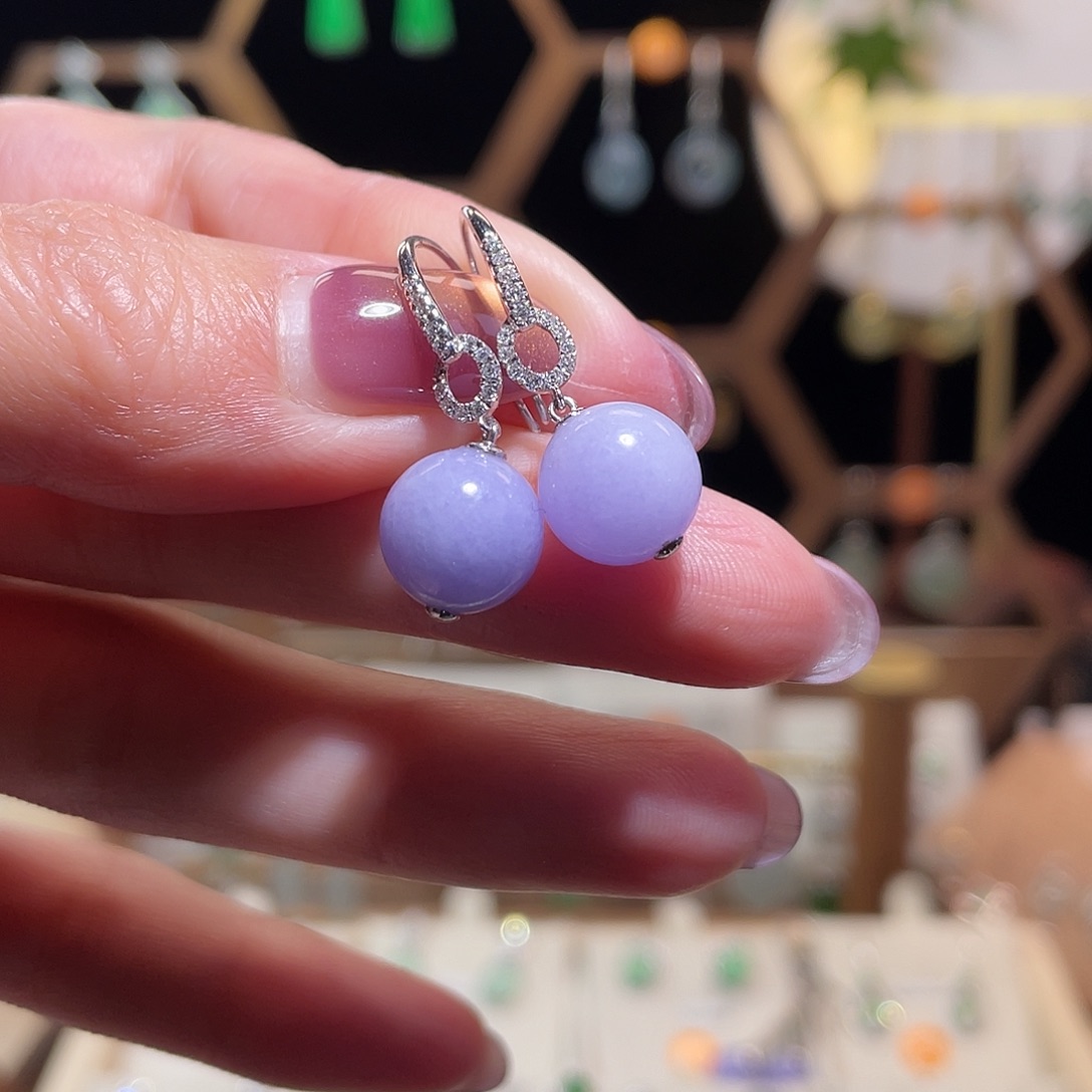 翡翠18K金镶嵌耳饰