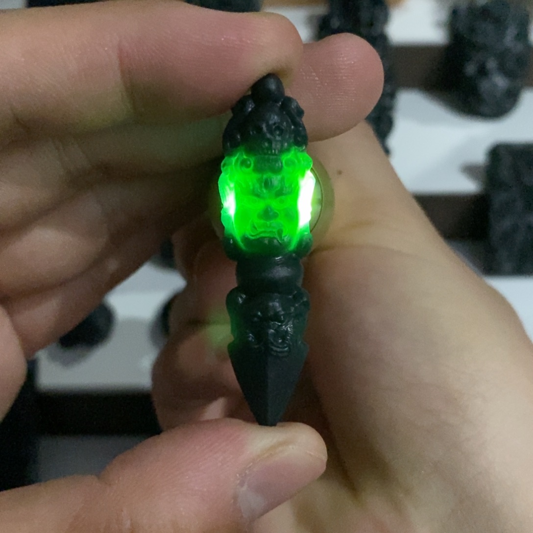 定制翡翠未镶嵌天然A货墨翠降魔杵