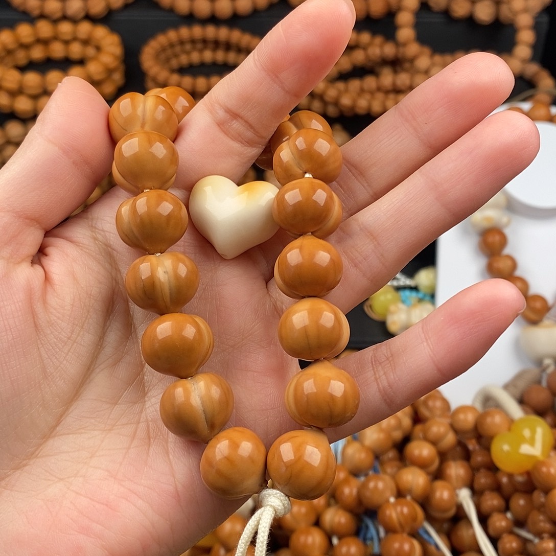 手串猴头核桃泛油屁桃