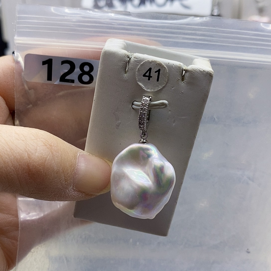 颈饰合金淡水珍珠