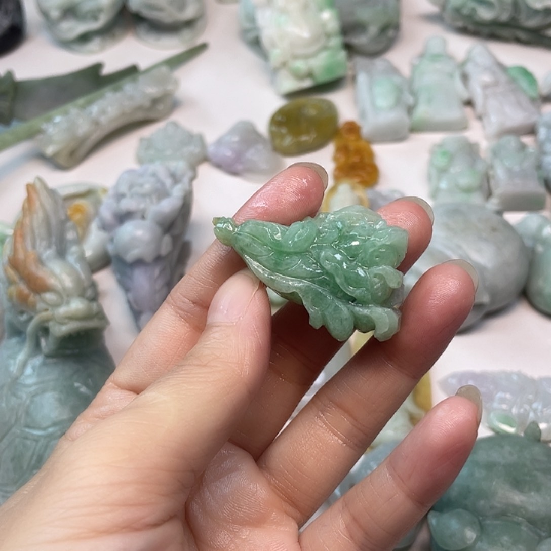 未镶嵌定制翡翠翡翠