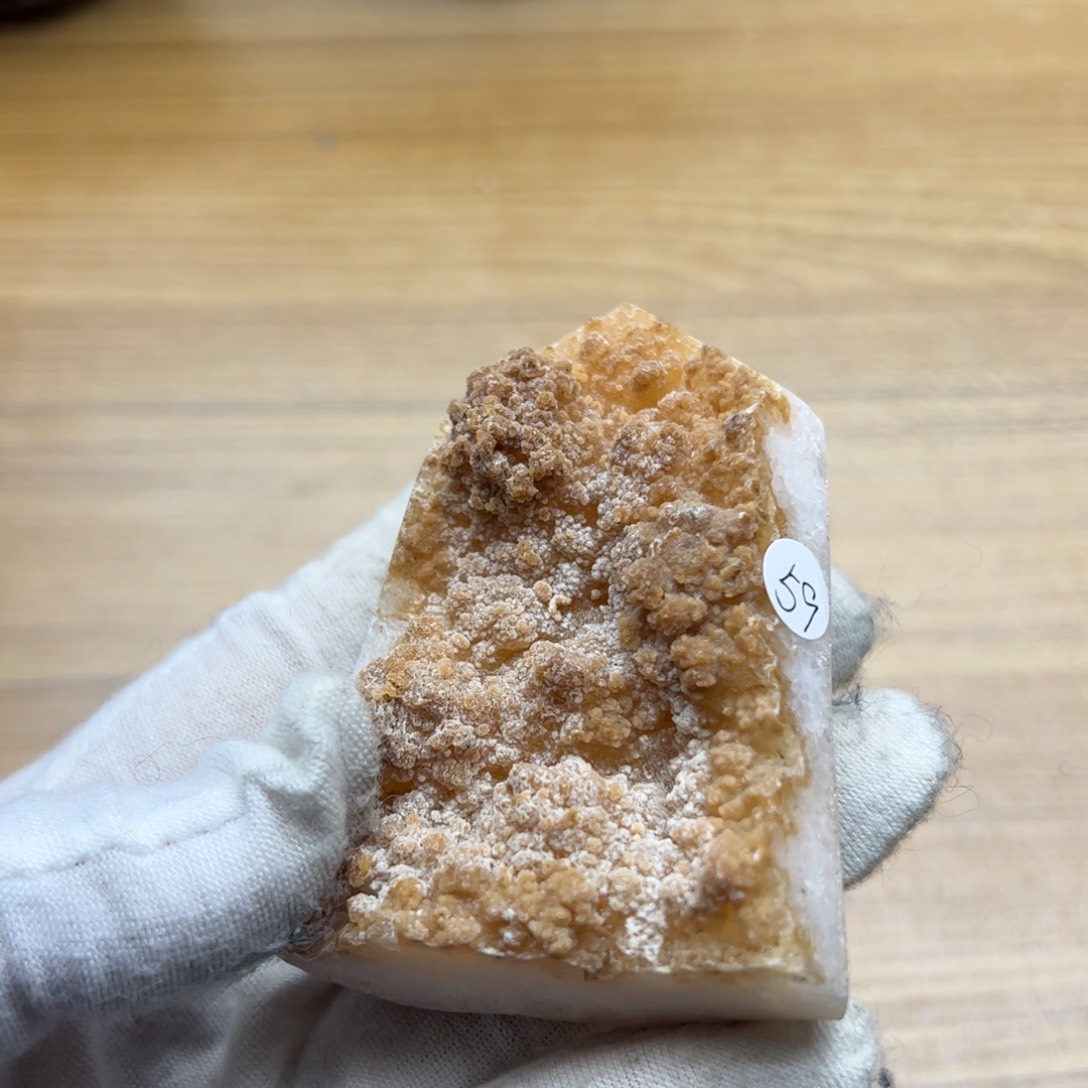水晶黄色小柱子60未镶嵌