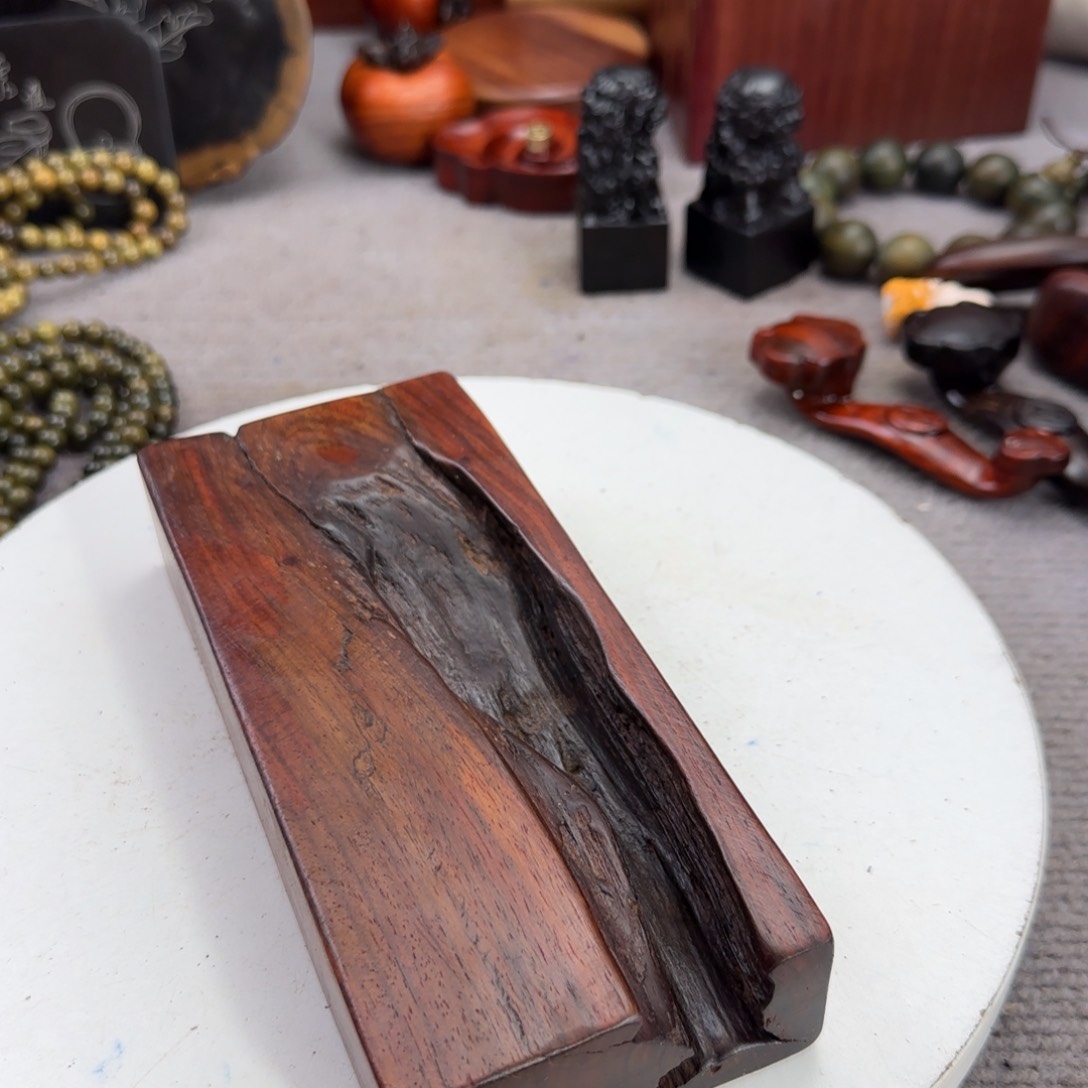 大果紫檀（缅甸花梨）刘*丁