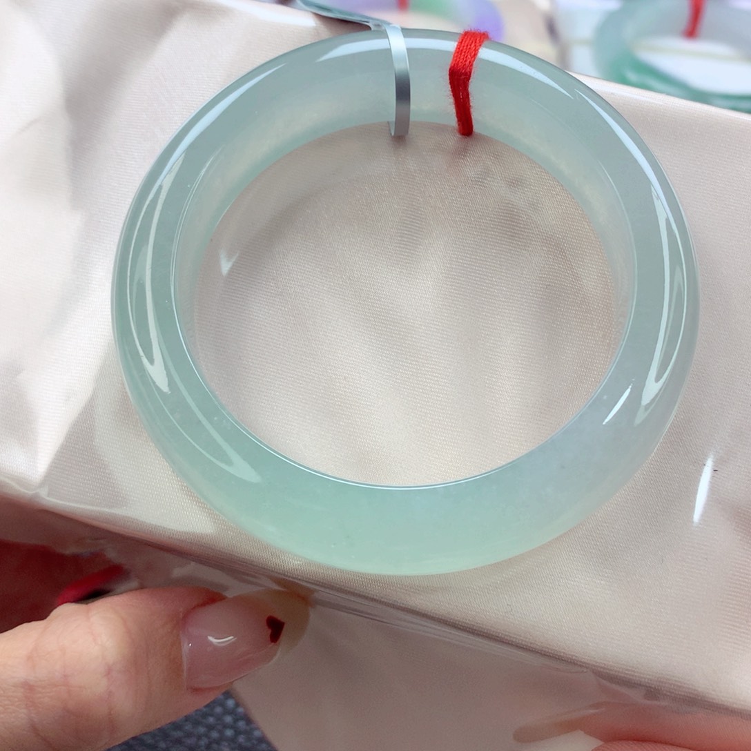 翡翠手镯未镶嵌54.7 小万战斗机 灵