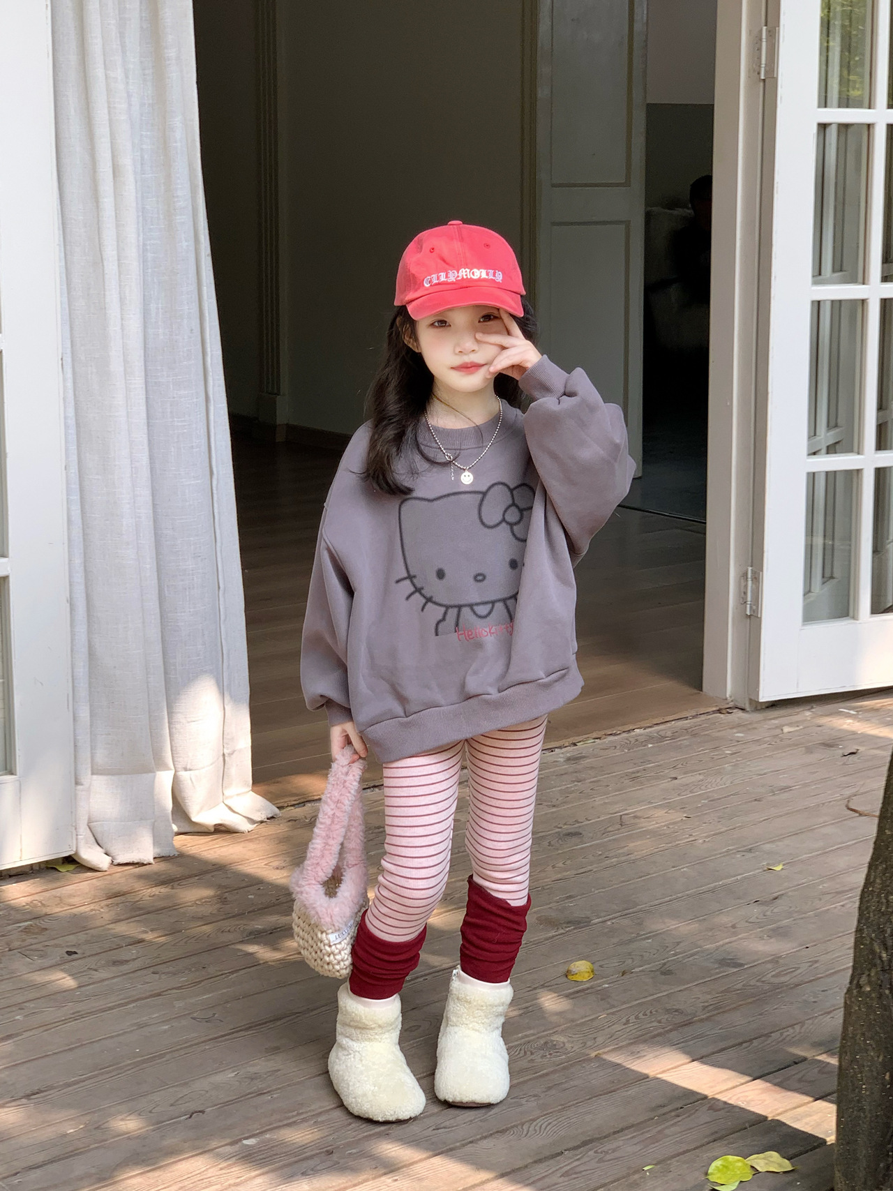 2025秋冬新款中小童加绒加厚卡通女童洋气卫衣条纹加绒打底裤套装