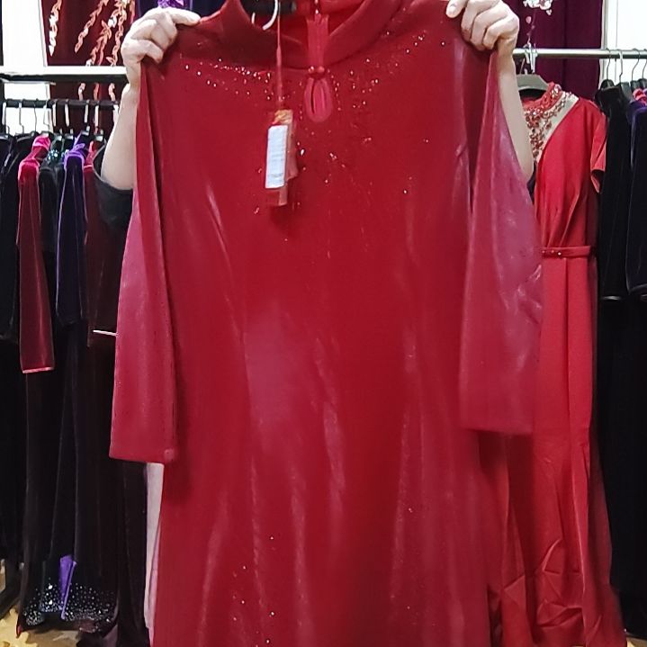 旅***亚酒红色品牌加绒加厚重工长款旗袍裙4XL