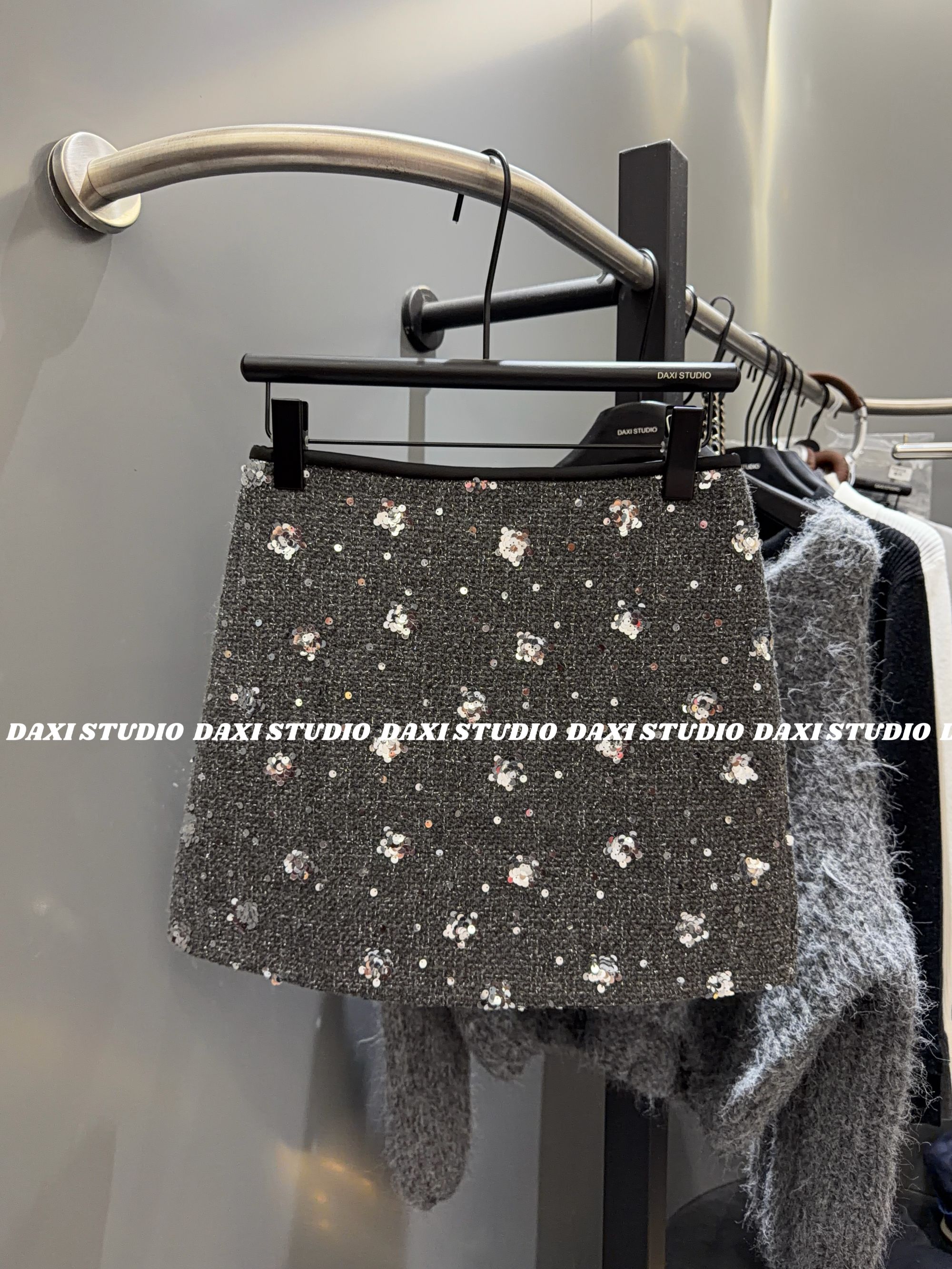 【高货！气质重工小香呢料亮片短裙】高级感时尚显瘦a字半裙671#