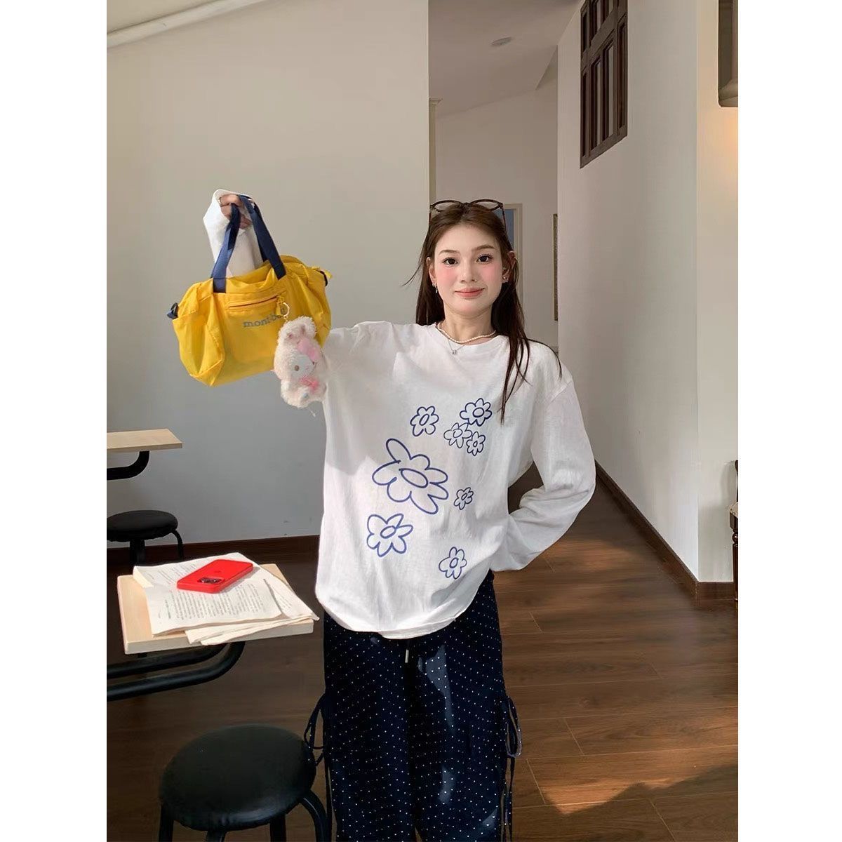 美式慵懒气质圆领圆领套头白色花朵印花t恤宽松显瘦百搭休闲长袖