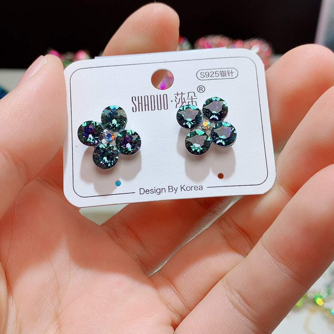 皮质铁合金发饰和