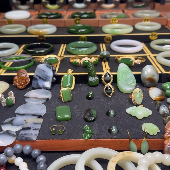 和田玉挂件未镶嵌拍前请仔细阅读购买协议