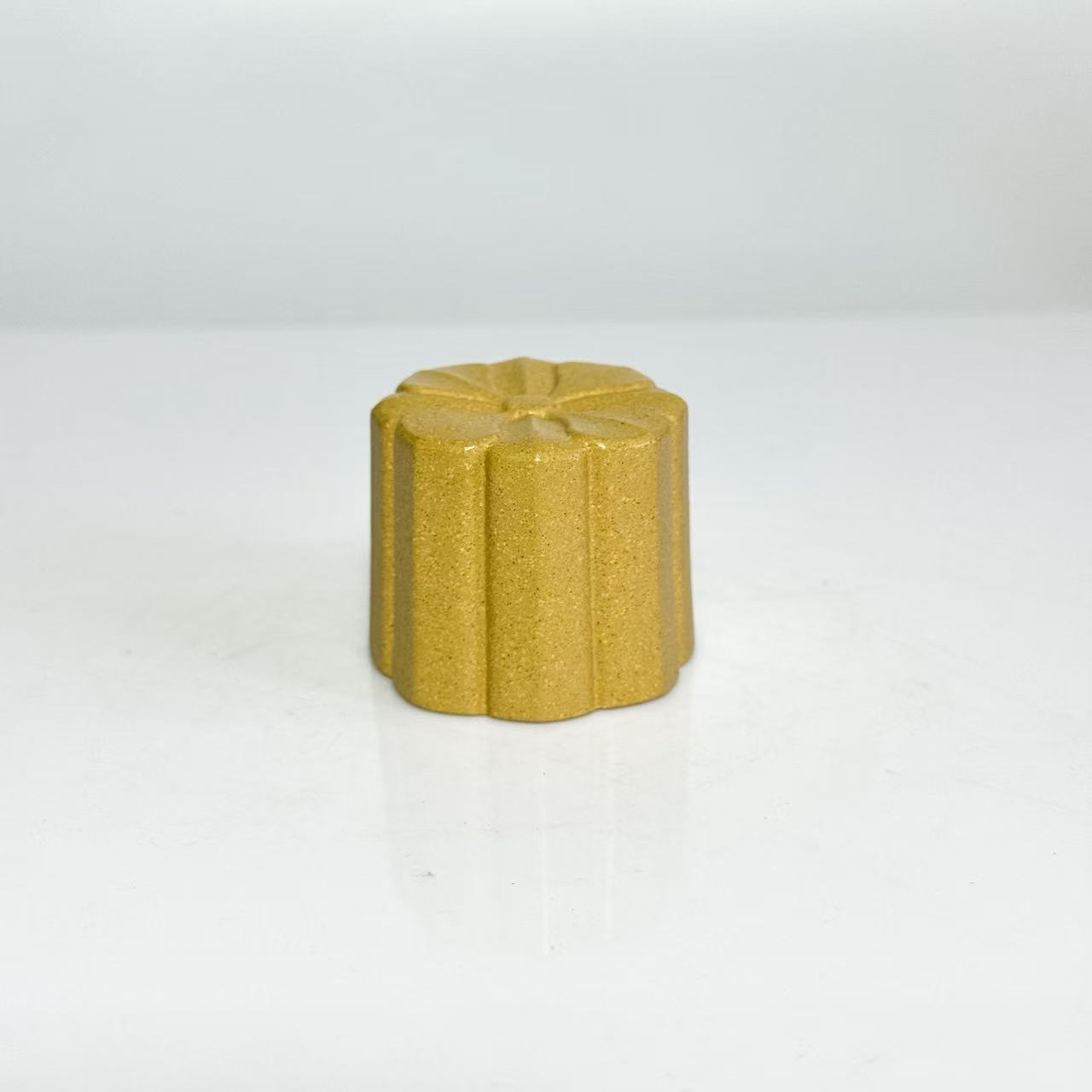 菱花盖置 本绿 高3.2cm 紫砂1165