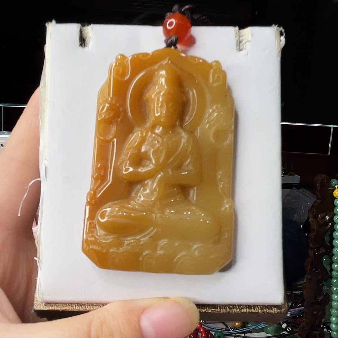 密玉（石英质玉）未镶嵌颈饰