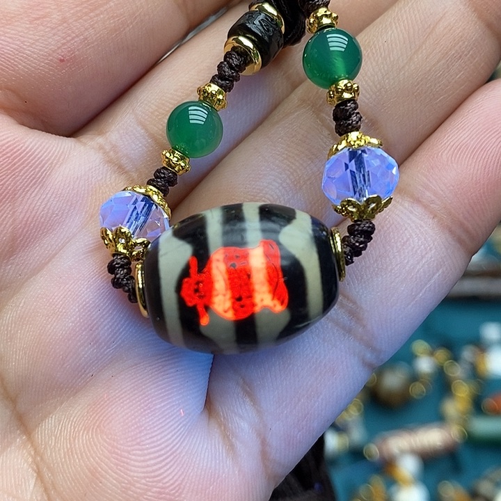 玛瑙/玉髓颈饰合金