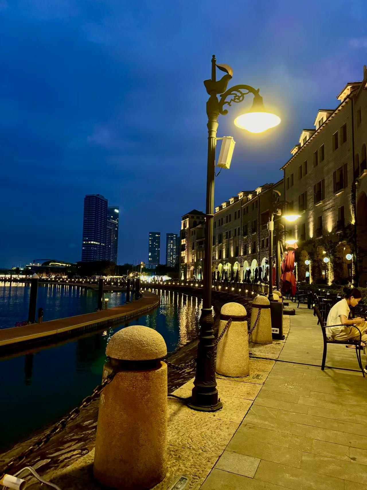 SheLaiwen【妹妹卡其腰带连衣裙】2025新款重磅连衣裙