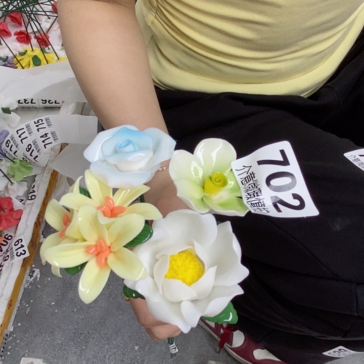 摆件陶瓷材料加工