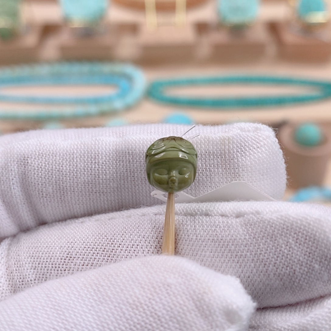 未镶嵌绿松石珠宝奇石