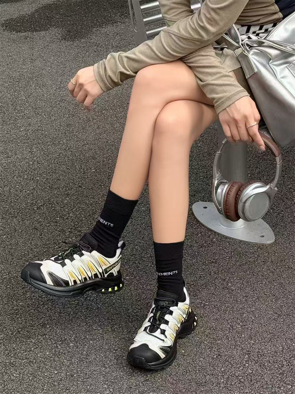 时尚休闲鞋运动风户外登山鞋网面女鞋