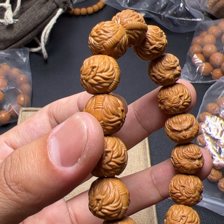 猴头核桃手串啦得