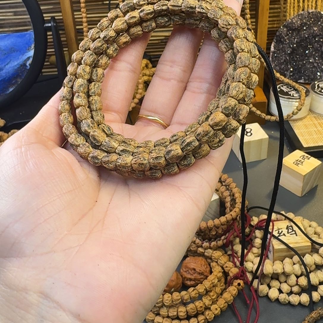 柏香籽/百香籽手串。***，