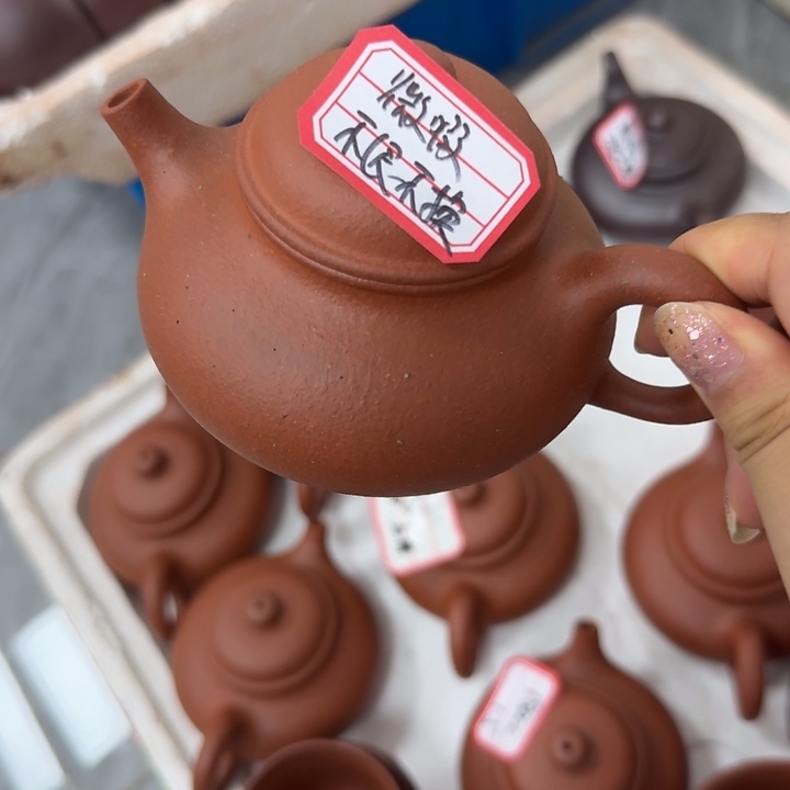 茶壶紫砂宜兴原矿紫砂红降坡