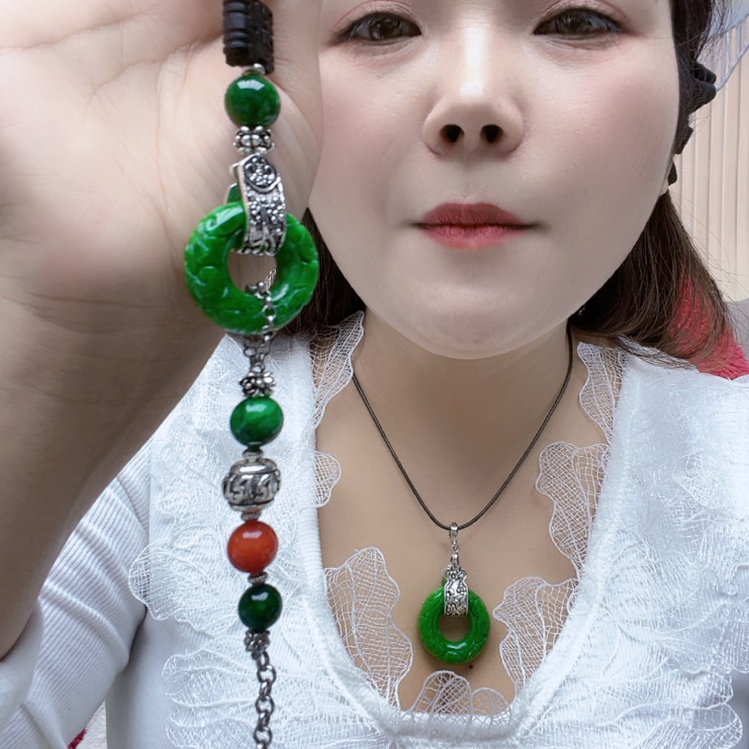 翡翠未镶嵌颈饰项链