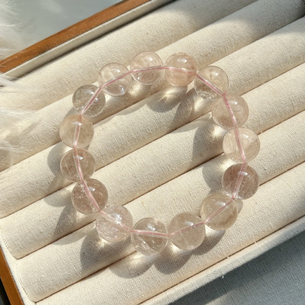 TM05天然粉兔毛水晶手链手串少女心轻奢多样性发一