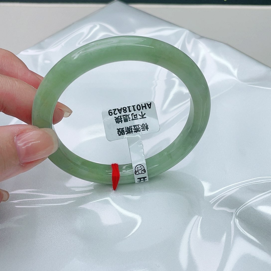 翡翠手镯未镶嵌正56.5