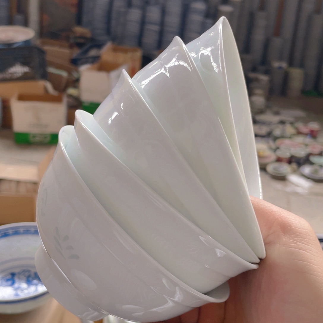 摆件景德镇青花玲珑瓷