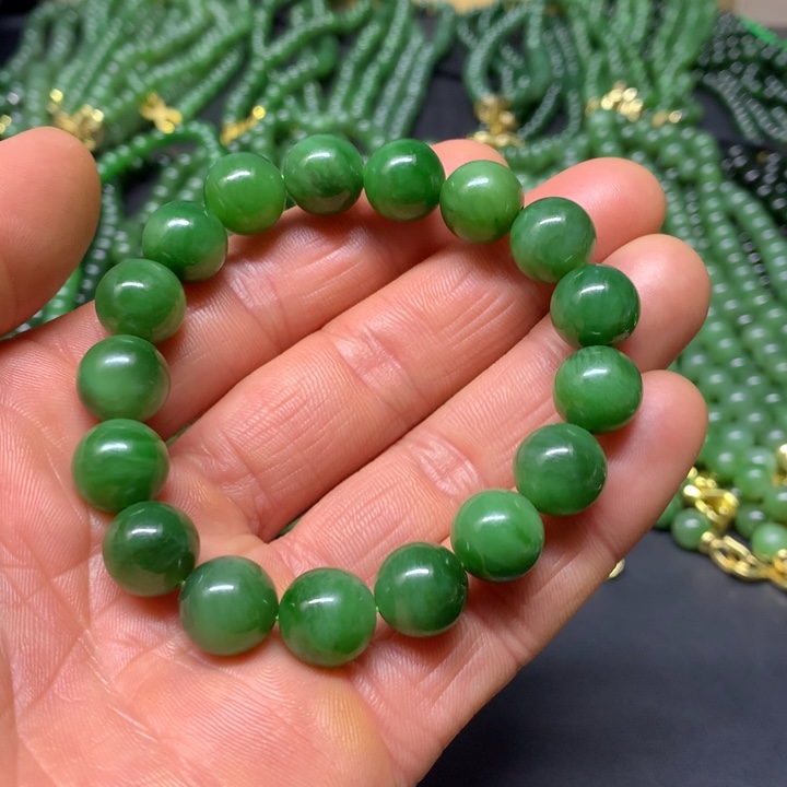 和田玉（碧玉）手串未镶嵌?***月
