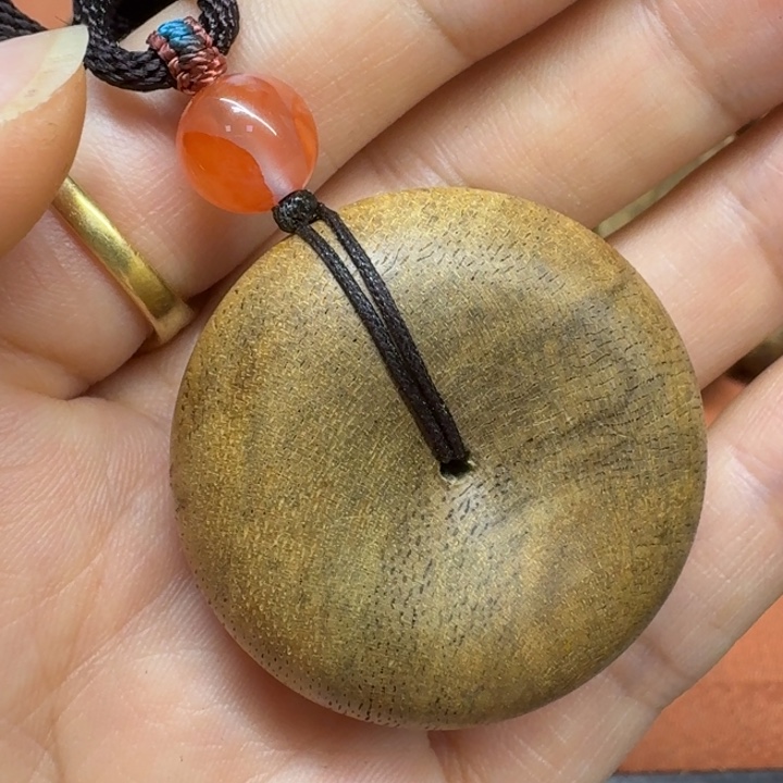 大叶紫檀（黑酸枝木类）