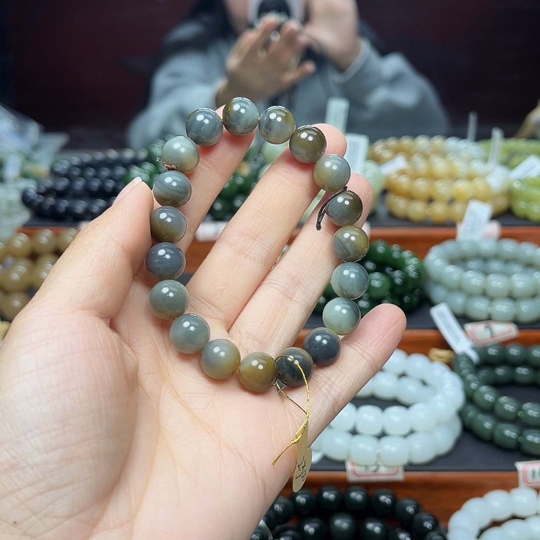 和田玉未镶嵌手链